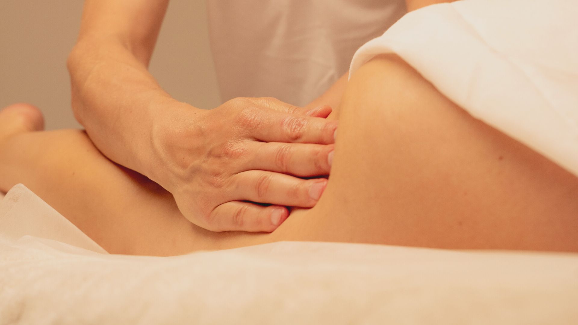 Helkropp med ansikt og hodebunn